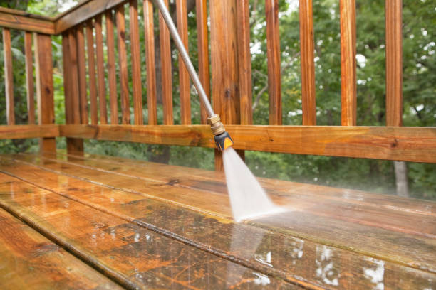 Best Garage Pressure Washing  in Malverne, NY